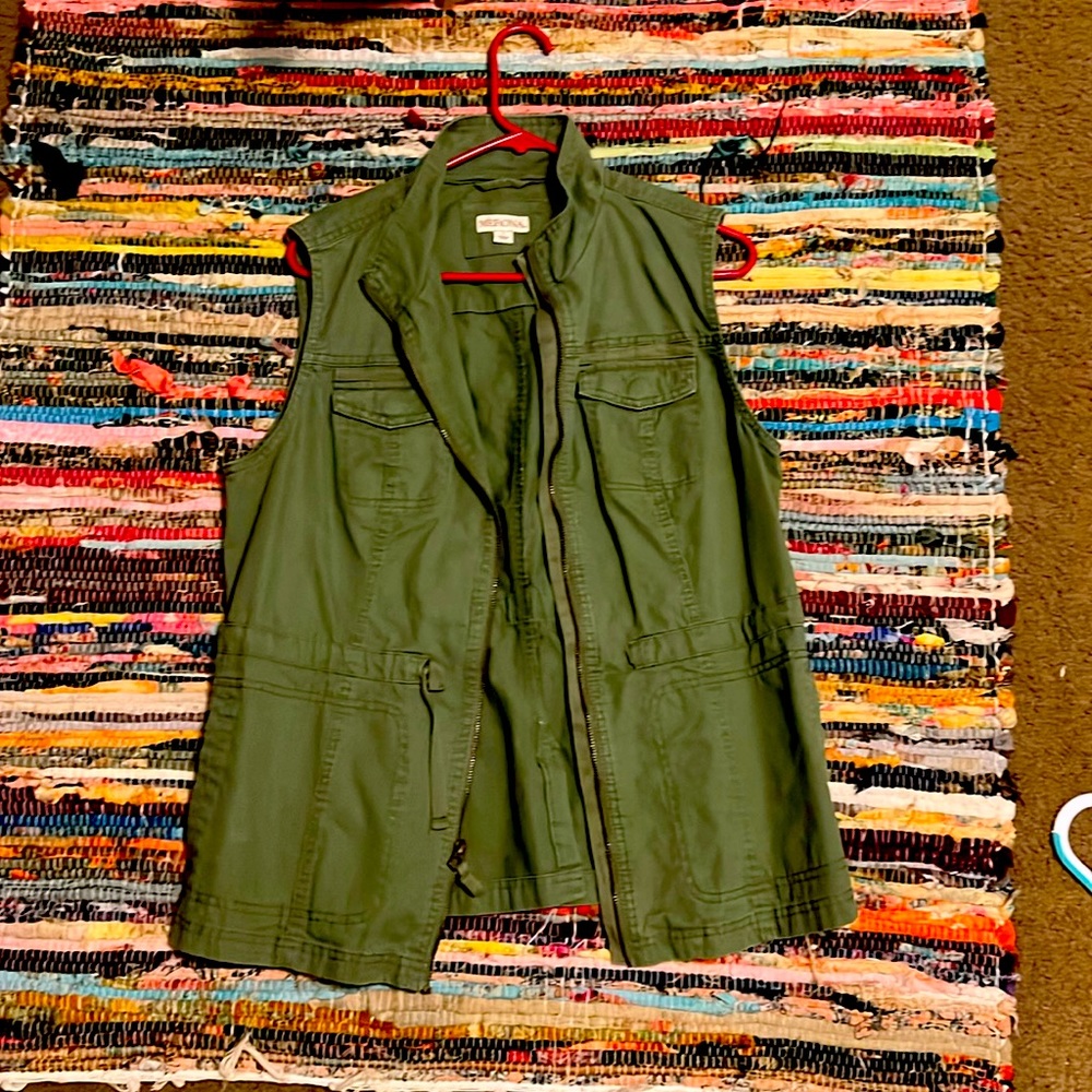 Army green vest